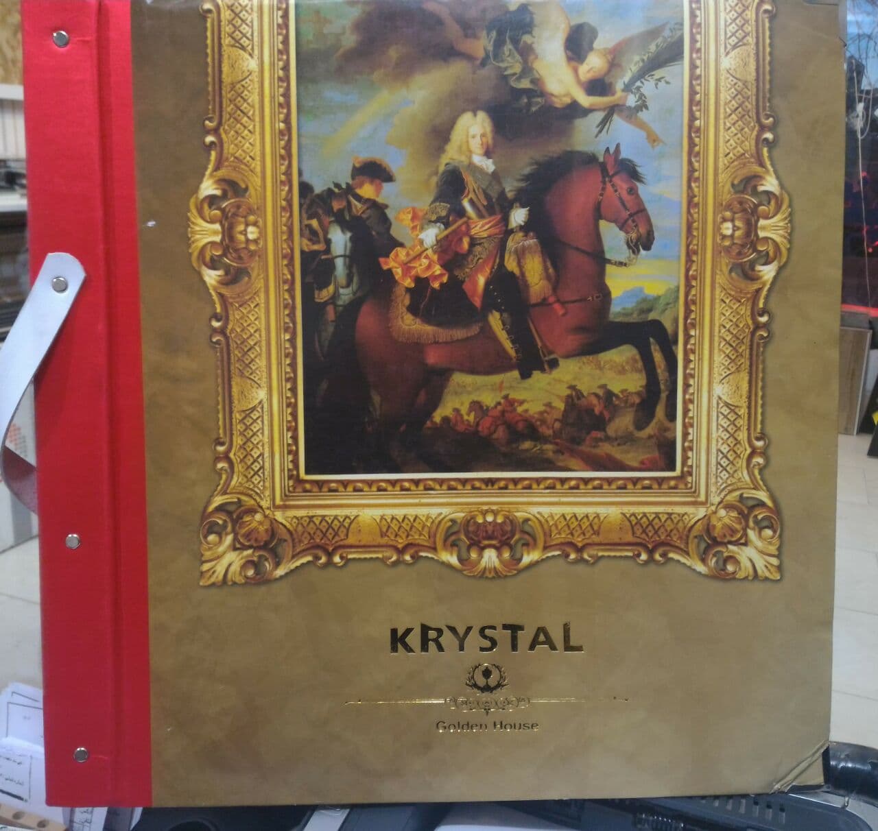 کاغذدیواری کریستال، CRYSTAL